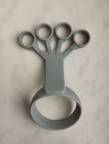 Çörək qabları: Silikon butulka daşıyıcı tutacaq - Material: çevik, qalın silikon -