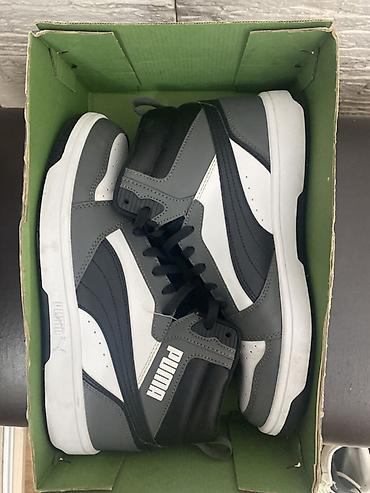Кроссовки Puma Mid (модель 392326-03) - Тип: мужские кеды/кроссовки at lalafo.kg Кроссовки Puma Mid (модель 392326-03) - Тип: мужские кеды/кроссовки