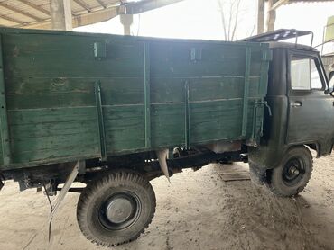 срочно срочно продаю машина: УАЗ : 1988 г., 2.5 л, Механика, Бензин, Пикап