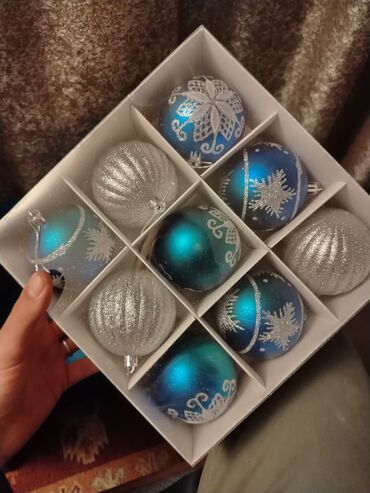 Yeni il oyuncaqları və bəzəkləri: Yeni il ağacı üçün oyuncaq dəstləri - 9-luq qutular: Hər qutuda 9 — 2