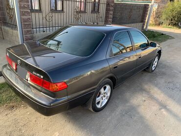 toyota rush: Toyota Camry: 2001 г., 2.2 л, Механика, Бензин, Седан