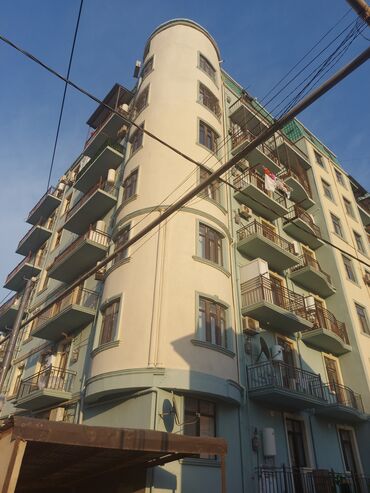 sabunçuda satılıq evler: Sabunçu qəs., 3 otaqlı, Yeni tikili, m. Neftçilər, 123 kv. m