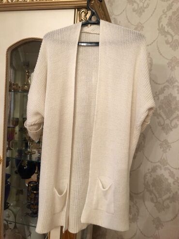 Köynək və bluzalar: Qadın köynəyi – düyməli - Ölçü: 36 (etiketdə “6m 36 razmer” qeyd — 11