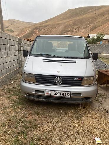 Mercedes-Benz Vito: 2001 г., 2.2 л, Механика, Дизель, Минивэн