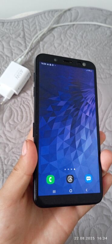 телефоны нот 8: Samsung Galaxy J6, Колдонулган, 32 ГБ, түсү - Кара, 2 SIM