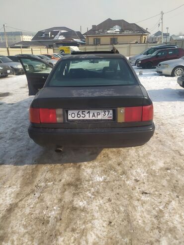 Audi: Audi 100: 1992 г., 2 л, Механика, Бензин, Седан