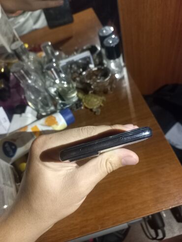 lalafo lenkeran telefon: Samsung Galaxy A72, 128 ГБ, цвет - Черный, Отпечаток пальца