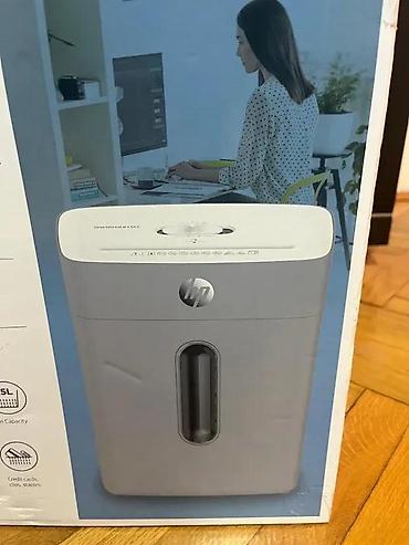 Ostali kućni aparati: HP OneShred 815CC – seckač dokumenata (P-4, DIN 66399), 15 l, antracit — 5