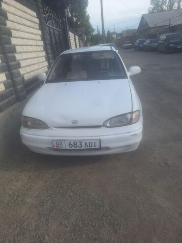 Hyundai: Hyundai Accent: 1996 г., 1.3 л, Механика, Бензин, Седан