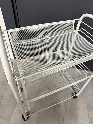 Salon, tibbi mebel: Ağ rəngli 3 mərtəbəli metal təşkilatçı araba - Material: toz boya — 3