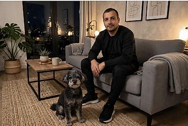 quru it yemi: Pudel, 9 ay, Erkək, Peyvəndli, Ünvandan götürmə, Ödənişli çatdırılma — 2