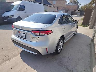 Toyota: Toyota Levin: 2020 г., 1.8 л, Вариатор, Гибрид, Седан — 5
