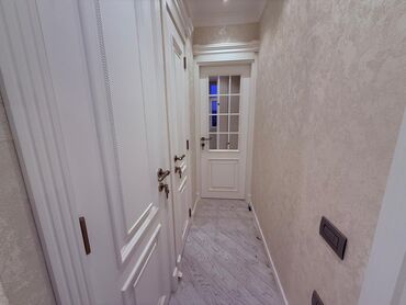 Turniklər və bruslar: Azadlığ metrosuna yaxın9/7-si əla təmirli 3 otağlı ev təcili satılır — 10