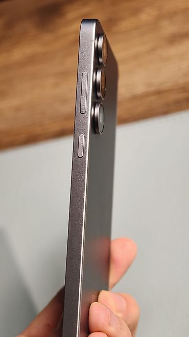 Samsung: Samsung Galaxy S25 FE, Б/у, 256 ГБ, цвет - Синий, 2 SIM, eSIM — 5