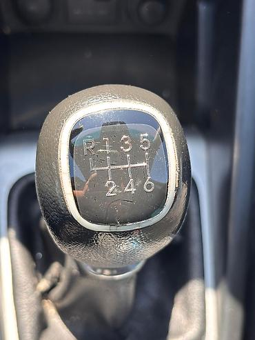 Kia: Kia Ceed: 1.6 l | 2011 il Hetçbek — 11