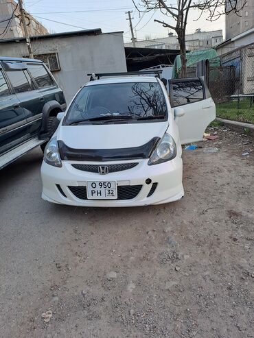 скупка авто в любом состоянии: Honda Fit: 2005 г., 1.3 л, Вариатор, Бензин, Хетчбек