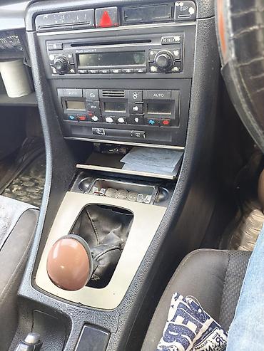 Транспорт: Audi A4: 2002 г., 2 л, Механика, Бензин, Седан — 2