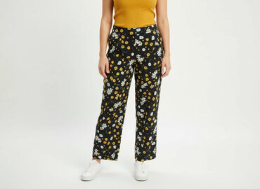 buty letnie na koturnie ccc: Cubus, Material trousers for women, size M