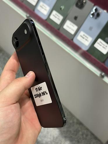 one plus 12: IPhone Air, Б/у, 256 ГБ, Черный, Защитное стекло, Чехол, Кабель, В рассрочку, 96 % — 3