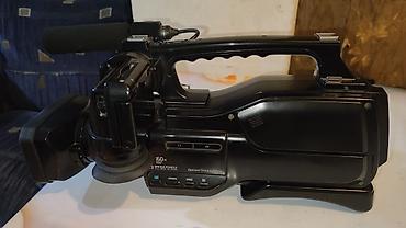 krosnu aparatı hd: Sony HDV video kamera, bir neçə batareya və qoruyucu çanta ilə təklif — 5