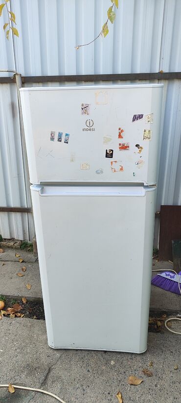 холодильник ищу: Холодильник Indesit, Двухкамерный