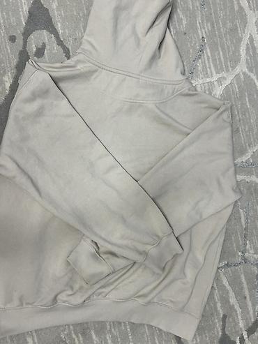 Мужская толстовка, M, H&M, Б/у, цвет - Бежевый at lalafo.kg Мужская толстовка, M, H&M, Б/у, цвет - Бежевый