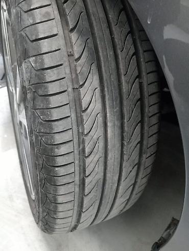 Daewoo: Daewoo Nexia sedan - Kuzov: 4 qapılı sedan, ağ rəng, qara bamper və — 14