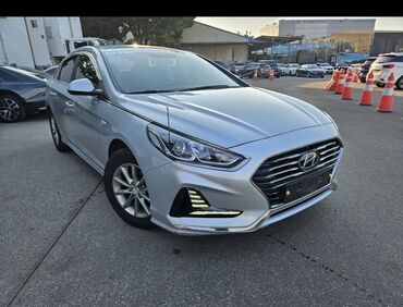 российский номер фит: Hyundai Sonata: 2017 г., 2 л, Автомат, Газ, Седан