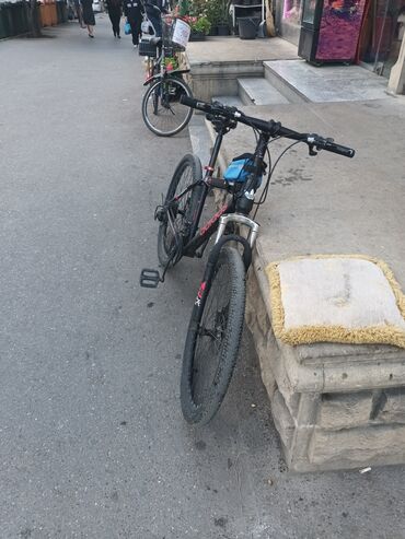 hyundai veloster qiymeti: Б/у Городской велосипед Adidas, 26", скоростей: 7, Платная доставка