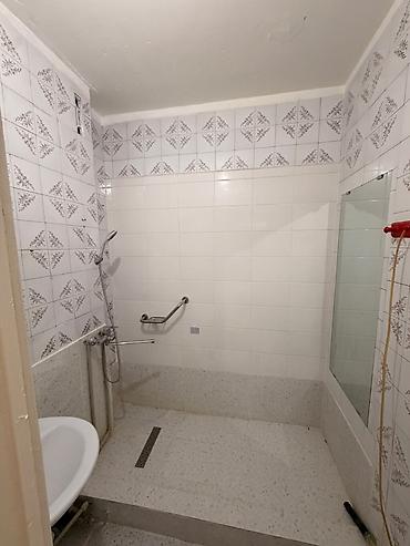single room flat: 4 комнаты, 90 м², 12 мкр 106 серия, 1 этаж, Старый ремонт — 3