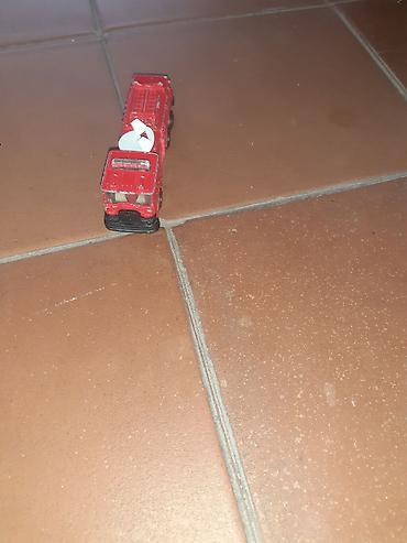 Oyuncaqlar: Sabirabada qedimi oyuncaq maşın satlır — 10