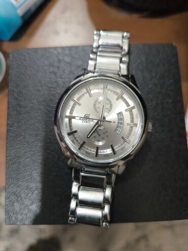 ручные часы мужские: Часы casio реплика. не оригинал. смотрятся нормально. новые. 1500 сом