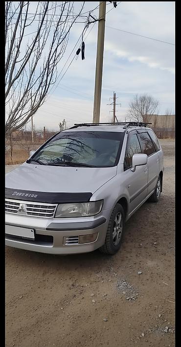 wagon: Mitsubishi Space Wagon: 2002 г., 2 л, Механика, Газ, Минивэн — 3
