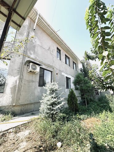 продаю дом село ак жол: Үй, 180 кв. м, 6 бөлмө, Менчик ээси