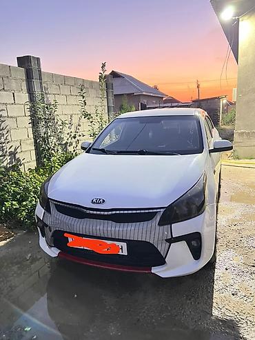 Kia Rio: 2018 г., 1.4 л, Автомат, Бензин, Седан at lalafo.kg Kia Rio: 2018 г., 1.4 л, Автомат, Бензин, Седан