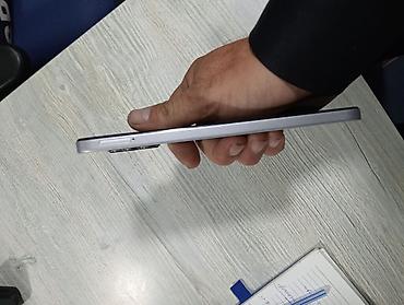 redmi 12 ekran: Xiaomi 12, 256 GB, rəng - Gümüşü, 
 İki sim kartlı — 4
