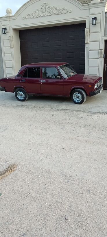 диски на ниву r16: LADA (VAZ) klassik sedan – bordo rəngdə, 4 qapılı, arxaötürücülü