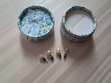 детский кальций тяньши цена в бишкеке: Paslanmayan poladdan mirvarili sırğalar satılır. Qiymət: 3 manat. 28