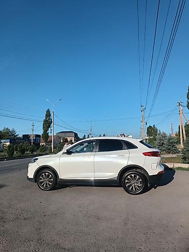 tayota mark 2: JMEV EX5: 2020 г., Автомат, Электромобиль, Кроссовер — 3