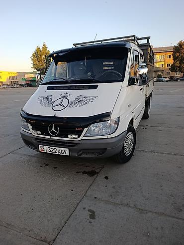 Кабиналар: Грузовой бортовой автомобиль Mercedes-Benz (двухрядная кабина) - Тип — 1