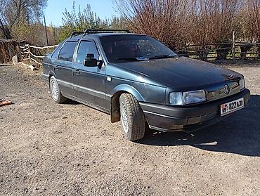 bmw 2003: Volkswagen Passat: 1990 г., 1.8 л, Механика, Бензин, Седан — 2
