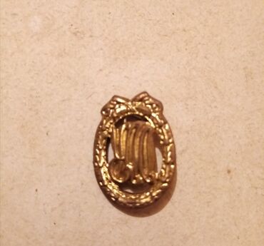 İdman kubokları və medalları: Znacoklar hamsı bir yerdə satılır — 21