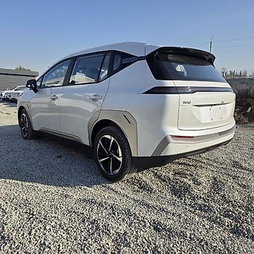 byd e2 2022: AION Y Plus 2026 — электрический кроссовер с запасом хода до 510 км - — 2