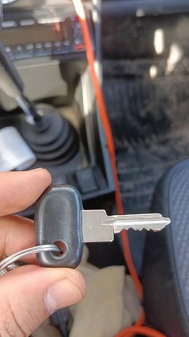 Аварийное вскрытие замков: Ремонт замок зажигания быстро качественно главное не дорого с выездом — 24