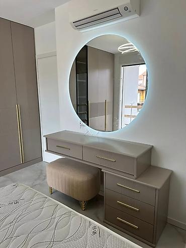 Masa və oturacaq dəstləri: Vizaj/kosmetik üçün işıqlandırmalı makiyaj masası dəsti - Dizayn — 10