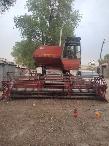 глушитель нива: Продаю зерно уборочьный комбайн нива ск5 5 метров жатка идеальное