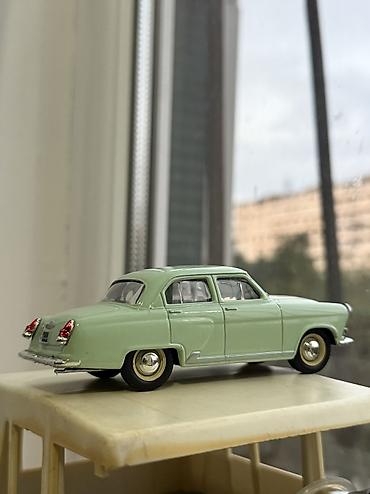 model 1: Deagostini firmasina mexsus olan qaz 21 modeli 1:43 olcu vezyeti — 3