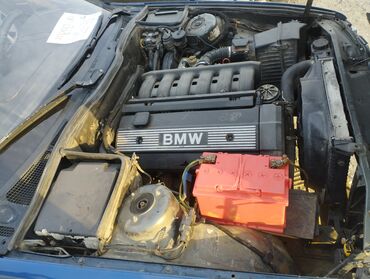 мото пидбайк: BMW 525: 1995 г., 2.5 л, Механика, Бензин, Седан