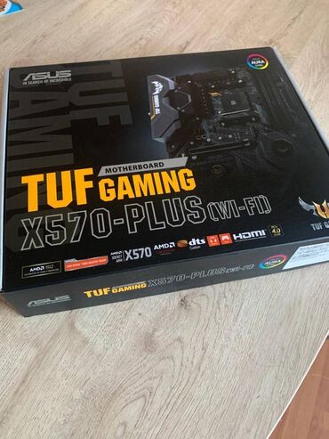 Материнские платы: Материнская плата Asus TUF Gaming X570-Plus (Wi-Fi versiyası), Новый