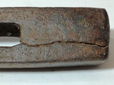 Čekići: Starinski kovani cekic Bez drske Duzina je 122mm Koriscen u stanju sa — 13